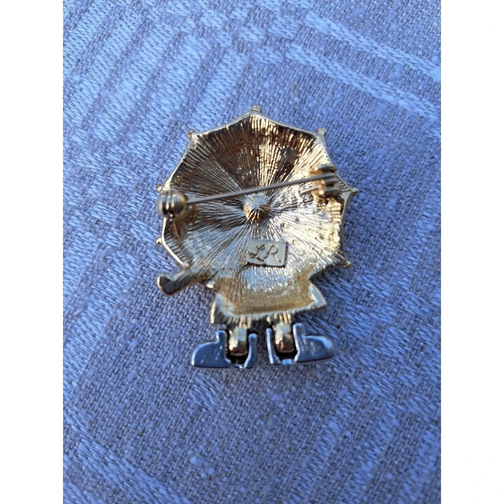 Lady Remington Brooch 